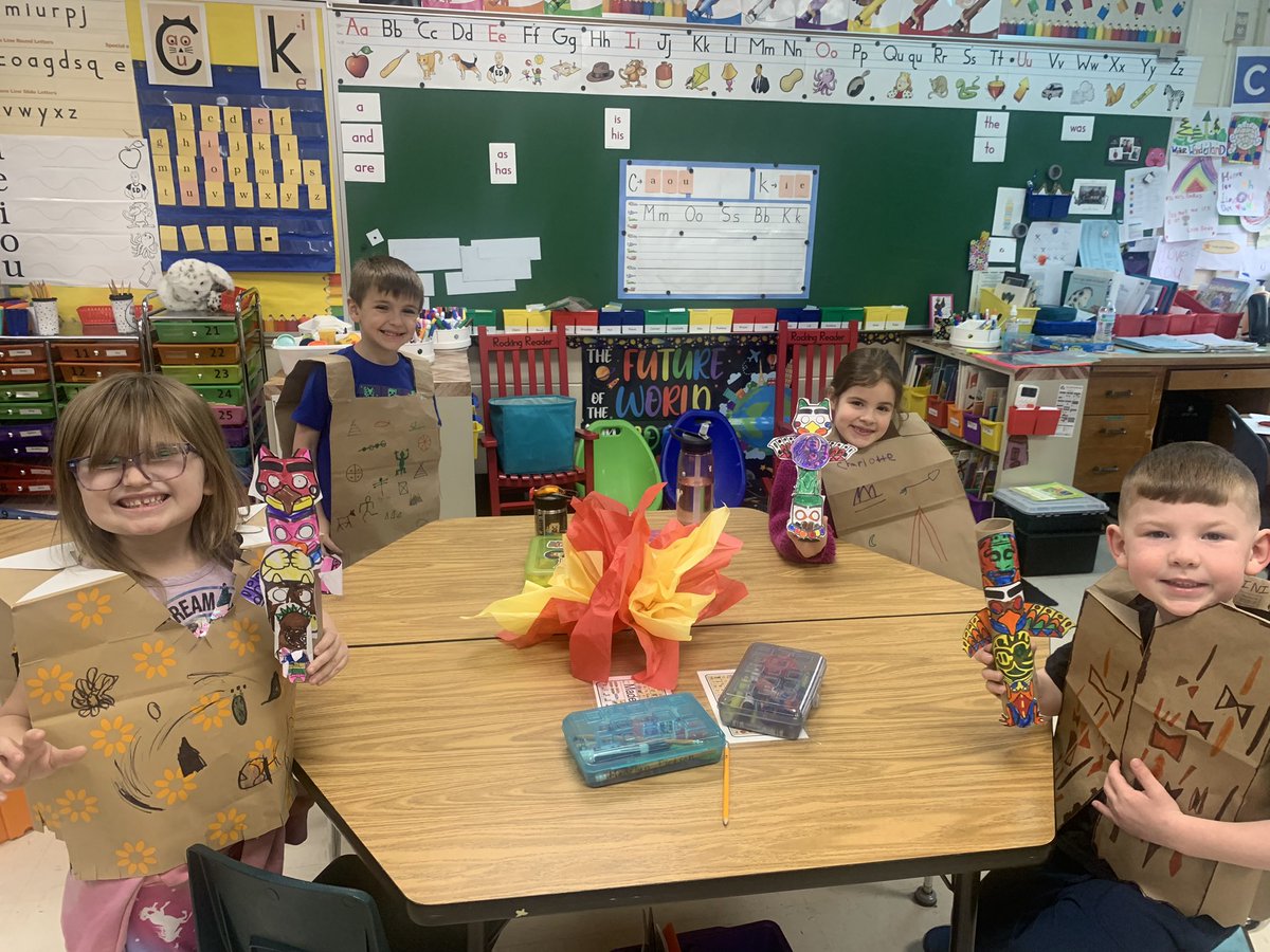 D123Sward's tweet image. An exciting day in KDG! Culminating CKLA unit activity. #swd #d123 #CKLA #exploring #KINDER #familyconnection #theeagleway #NativeAmerican