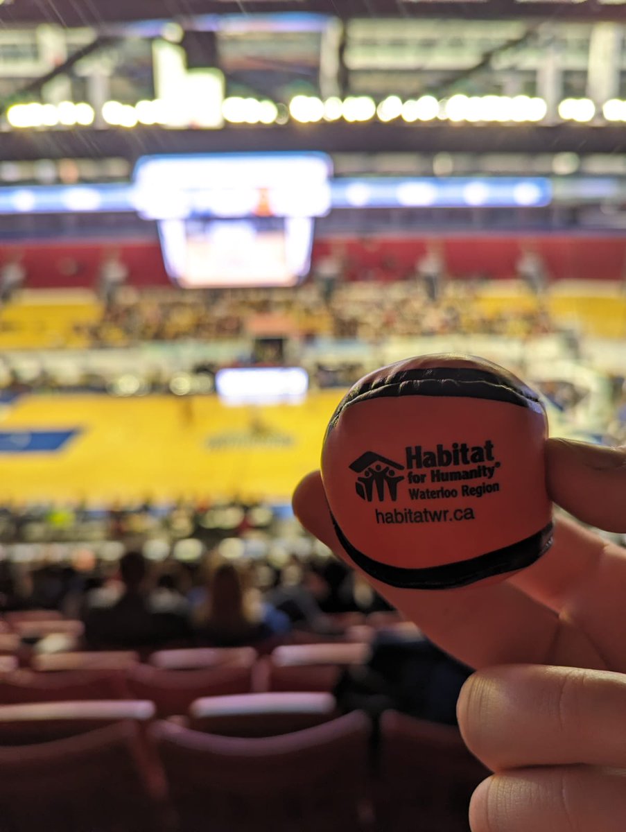 What a night and a big win for the home team.🏀 Thank you to everyone who came out to the @kw_titans game and supported @HabitatWR . We love celebrating our volunteers and partner families. It was great to share the night with @DorothyMcCabe and @citywaterloo