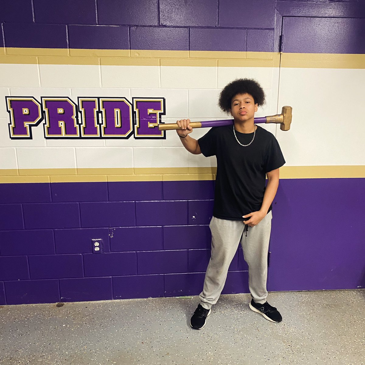 Workout DAWG of the week Maliki Fletcher! Grinding everyday in the weight room! #TogetherWeAttack #DMGB