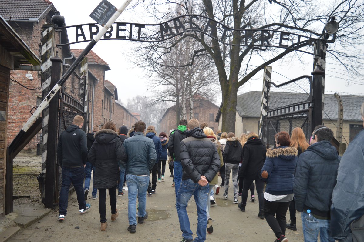 Antipolarisatie project ‘Tijdreizen’ op 1 maart van start zorgsaamtwenterand.nl/nieuws/2024/an…

#Twenterand #Vroomshoop #Vriezenveen #DenHam #Westerhaar #Geerdijk #DePollen #Bruinehaar