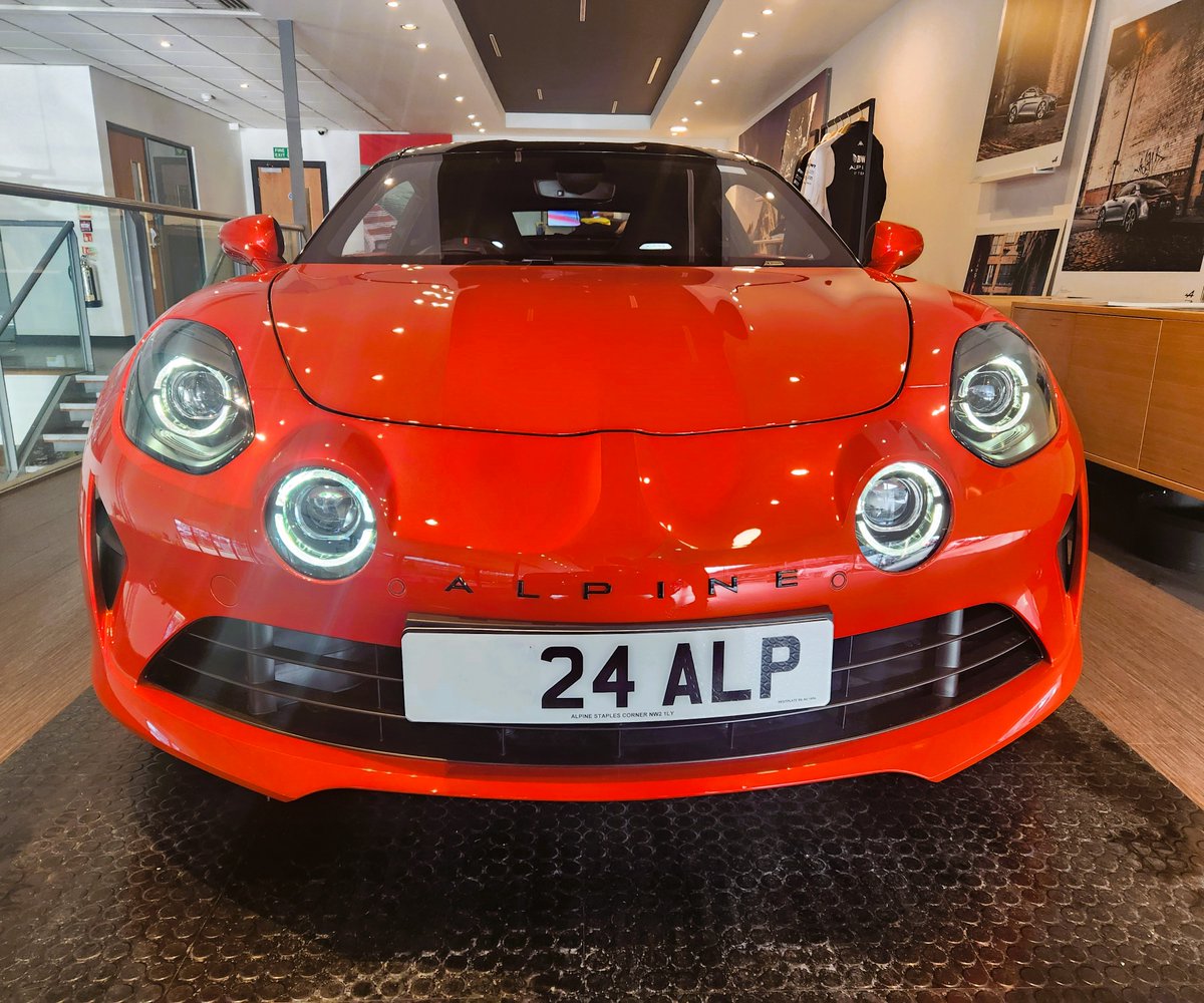 AlpineCentreUK's tweet photo. Spring in to a brand new 24 plate from Alpine Centre London.
Blazing bright in Fire Orange this A110S is ready for immediate delivery.
#alpine #alpinecars #a110s #newplate #newcar #24reg https://t.co/LZGBCFZOEm
