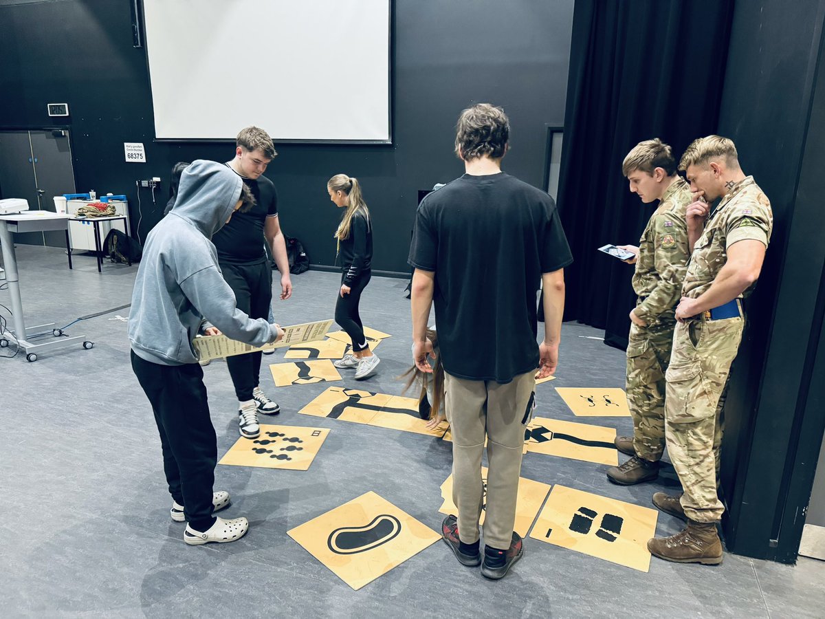 Thank you to The Army for coming to TLZ today and participating in a team building day for our L3 Y2 and L2 Business learners. Great experience for them - also, helpful towards their assessments and skills development. 

<a href="/coleggwent/">Coleg Gwent</a> <a href="/JoelMorgan81/">Joel Morgan</a>