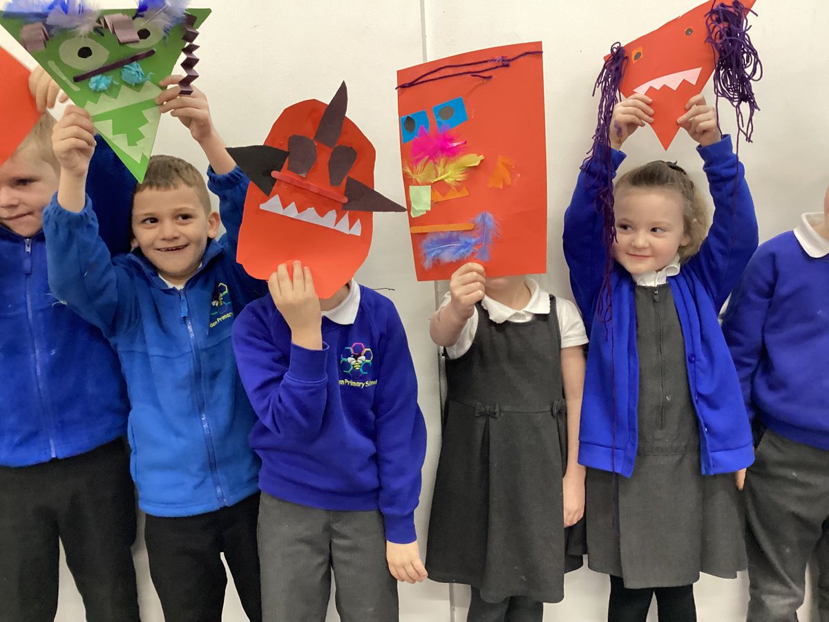Mrs Rowe and Miss Wilson tweet media