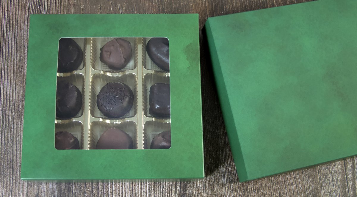 Want a chance to win a case of these exquisite gift boxes- in either window or solid? Head over to our Facebook or Instagram account to enter directly on our Green Meadow box post!

#stpattysday #marchgifting #stpattysdaygifts #greengifts #givegreen #springgifts #greengifting