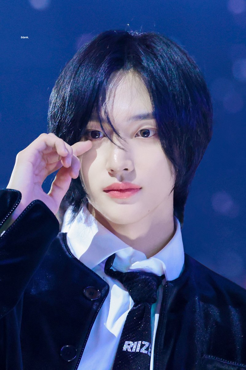 ᰔ데뷔 후 첫 생일🥳ᰔ
#HAPPYWONBINDAY 
#잇츠_원빈타임