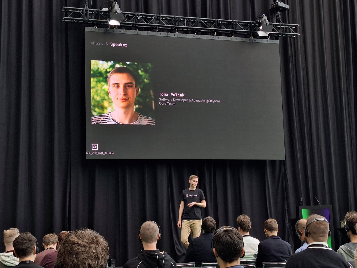LukeDBryant82's tweet photo. Today @daytonaio's @TomaPuljak gave an interesting insight and 'Deep Dive into Development Environment Configuration Standards' at @devworld_conf
A great turn out, followed by lots of interesting conversations.
#TeamDaytona #devworld2024 #developmentstandardization https://t.co/TesicH5tVo