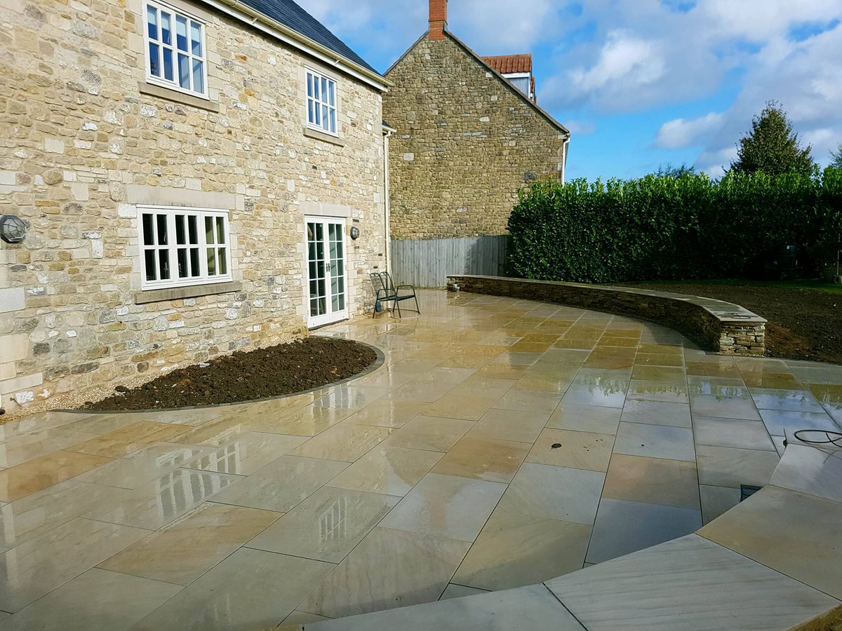 StoneNPorcelain's tweet photo. 📷Ready to give your outdoor space a sophisticated and summer-ready look? Try our Sawn Mint 600x900. The perfect choice to add character and charm to your patio. Contact us for prices.📷
Message for more info, or contact us by:
📷 01744 304545 https://t.co/IQHKtLQ8Qv