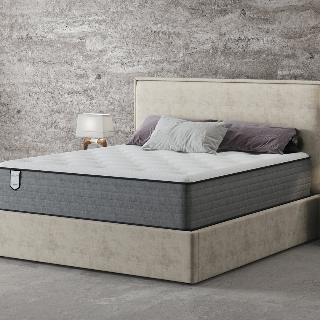 HOM Furniture HOMfurniture X