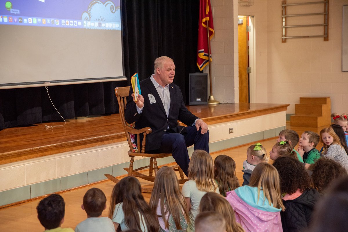 James Slay (@jamesslay7) on Twitter photo Read across America celebrates the birth of Theodor Geisel aka Dr. Suess. We were privileged to have Mayor Glenn Jacobs come to the mightiest school in KCS to help us celebrate! #GapCreekEl <a href="/KCSReg3Director/">Megan ODell</a> <a href="/WatsonKCS/">Thomas Watson</a> <a href="/GlennJacobsTN/">Glenn Jacobs</a> <a href="/KnoxSchools/">Knox County Schools</a> Read across America celebrates the birth of Theodor Geisel aka Dr. Suess. We were privileged to have Mayor Glenn Jacobs come to the mightiest school in KCS to help us celebrate! #GapCreekEl <a href="/KCSReg3Director/">Megan ODell</a> <a href="/WatsonKCS/">Thomas Watson</a> <a href="/GlennJacobsTN/">Glenn Jacobs</a> <a href="/KnoxSchools/">Knox County Schools</a>