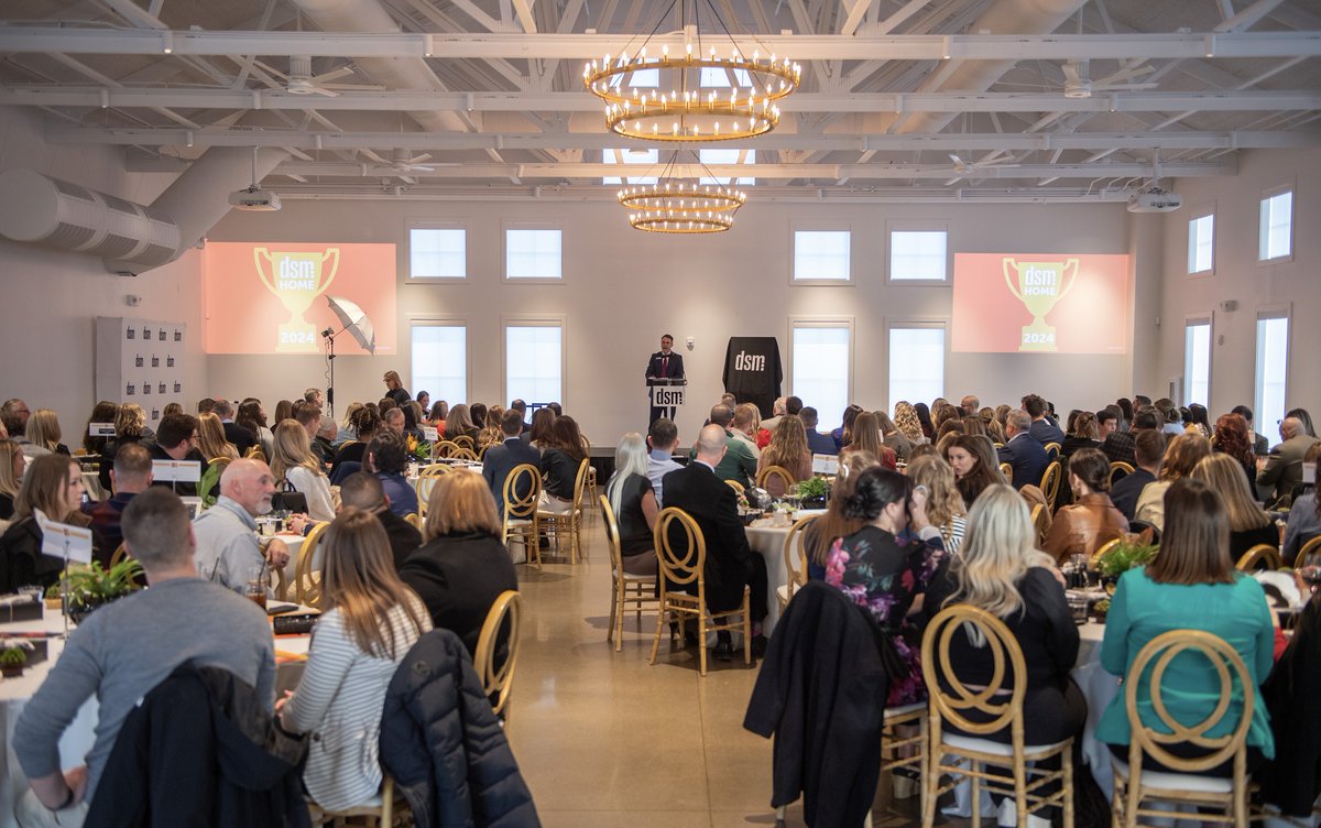 Double Gold!  Kimberley Development wins big at the #DSMAwards! Huge thanks to our team &amp; agents for making it possible! #HomeDesign #LivingSpaces

kimdev.com