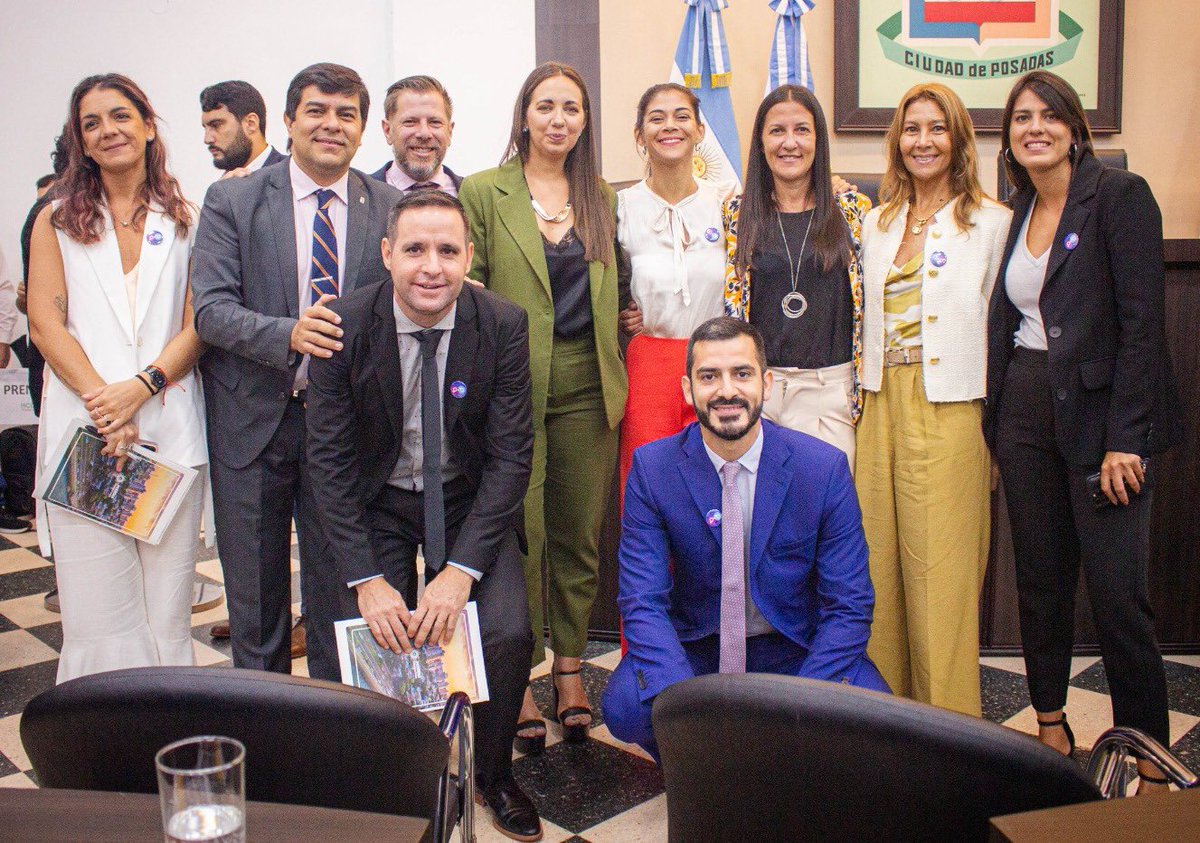 CardozoHectord's tweet photo. Iniciamos el Período Legislativo 2024 con el discurso de nuestro intendente @lalostelatto .

Afianzamos el compromiso de seguir trabajando con la misma responsabilidad, generando políticas que impacten positivamente en la vida de los posadeños https://t.co/6De7Ug6xRh