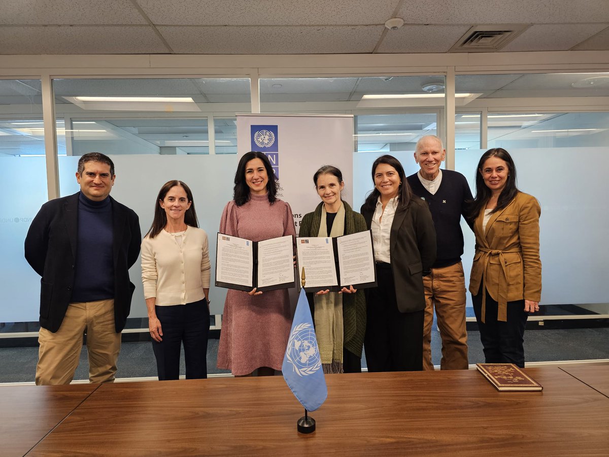 OPHI (@ophi_oxford) on Twitter photo We are delighted to announce that OPHI has signed an agreement with <a href="/PNUDLAC/">PNUD América Latina y el Caribe</a> to enhance technical and policy support to countries in #LAC in the design and implementation of poverty reduction strategies guided by the Multidimensional Poverty Index (MPI).
bit.ly/4bYyaNN We are delighted to announce that OPHI has signed an agreement with <a href="/PNUDLAC/">PNUD América Latina y el Caribe</a> to enhance technical and policy support to countries in #LAC in the design and implementation of poverty reduction strategies guided by the Multidimensional Poverty Index (MPI).
bit.ly/4bYyaNN