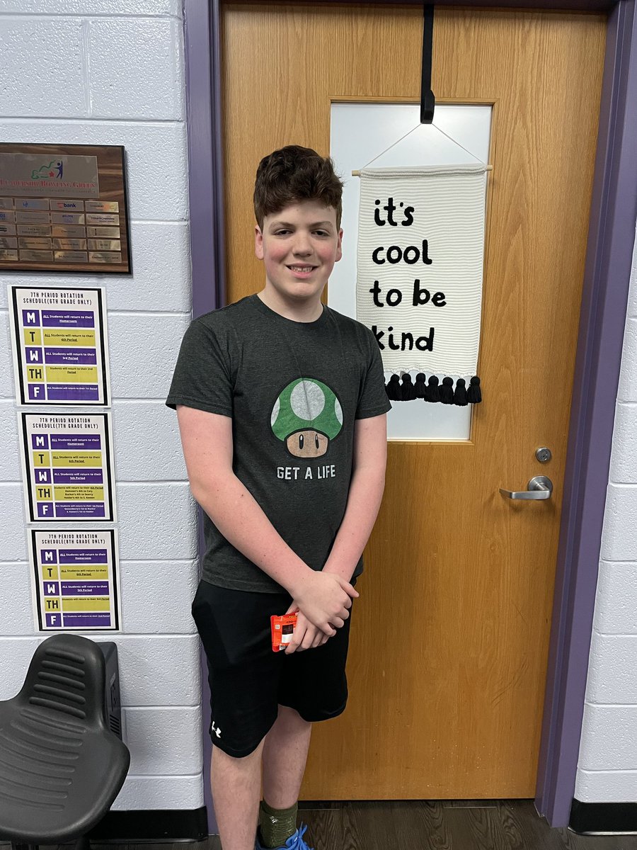 Let’s start March with a shoutout to my guy Daniel Blalock. Daniel is an 8th grader @BGJHS. He does it all. A member of our @BGJHSBands, @BGJHS_Choirs, & @BGJHSOrchestras while being an honor roll student. Daniel is going do great things @BGHSPurplesNews over the next 4 years.