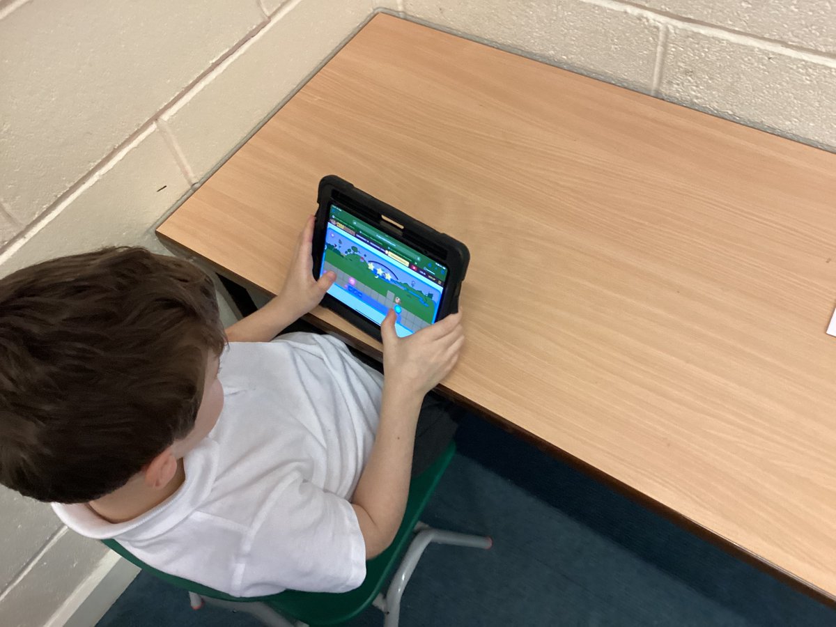 gates_owls's tweet image. #CodeMonkey today as part of our #TheGatesComputing lesson! We used programming and algorithms to make the monkey move, even screen recording as we went! #SubjectInTheSpotlightComputing