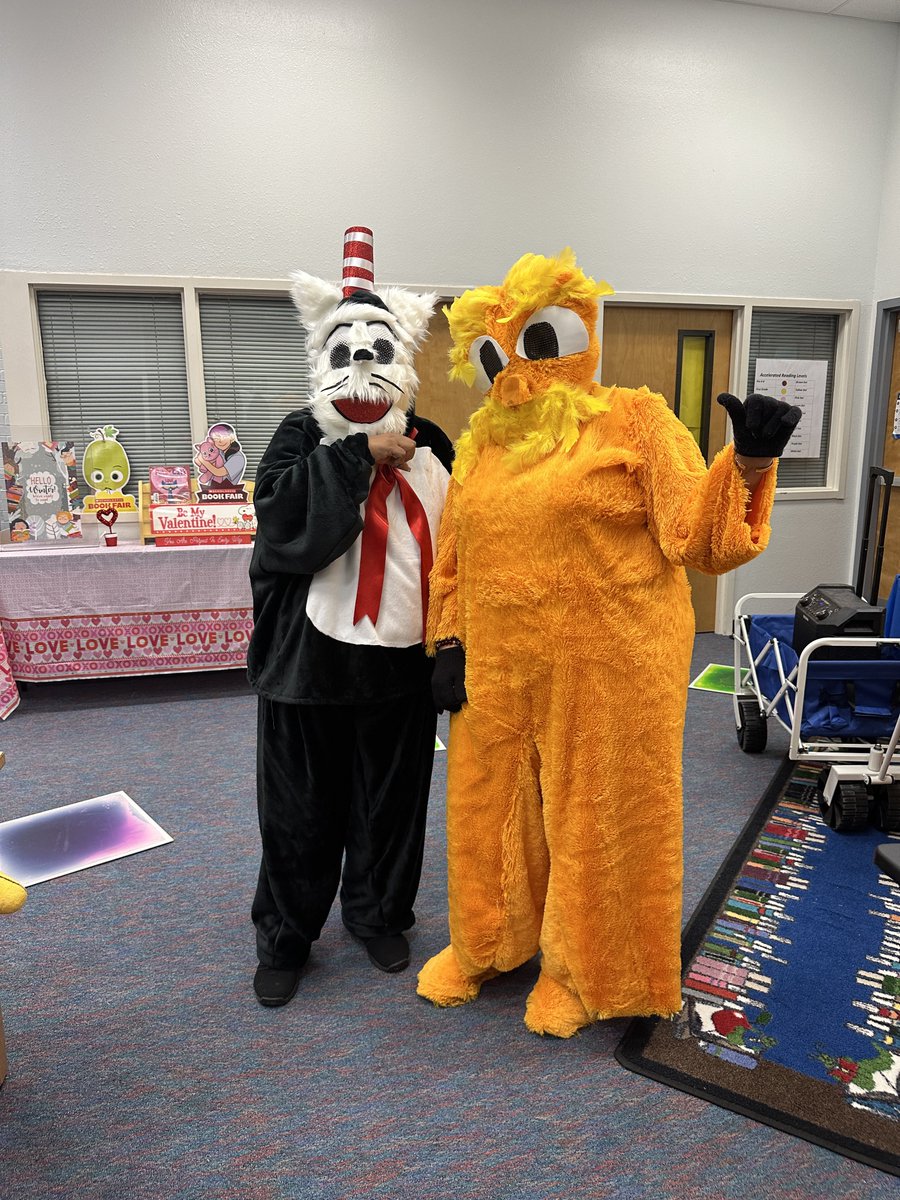 MveLibrary's tweet image. Parade!@es_regarrido @JDavisMVE