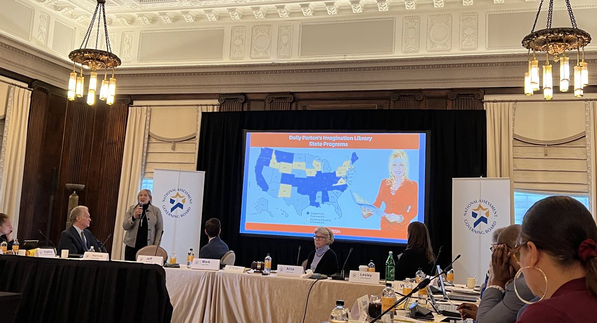 Julia Rafal-Baer tweet media