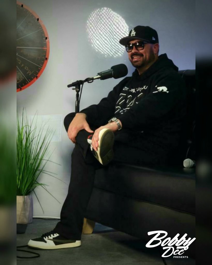 Thank you <a href="/SMOKEALOTRADIO/">SMOKE A LOT RADIO</a> for having me last night on your dope podcast 🔥📻