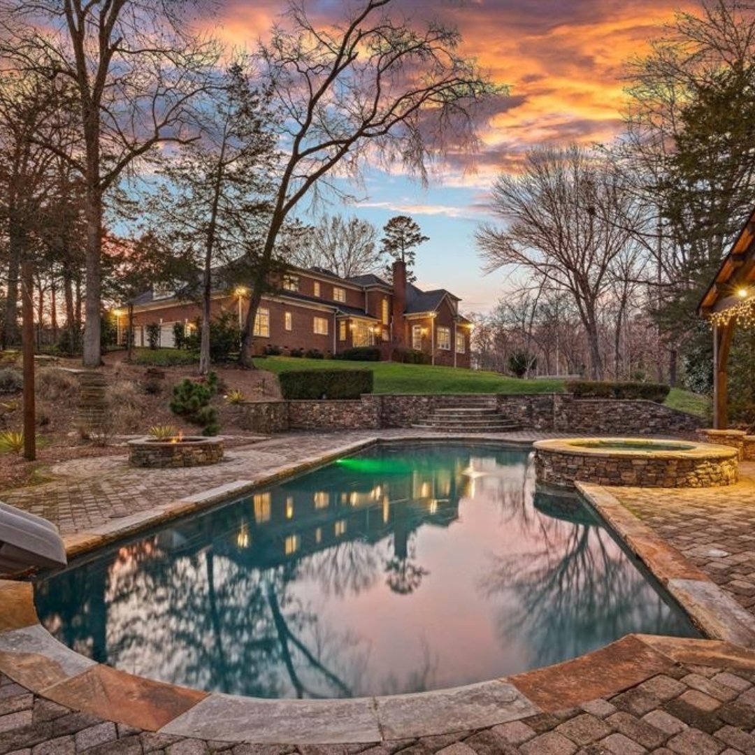 3619 English Garden Drive, Charlotte

$3,750,000 | 3.46 Acres 
Listing Agent: Lori Jackson

#ivesterjackson #christiesinternationalrealestate #charlotterealestate #clt #whereluxurylives