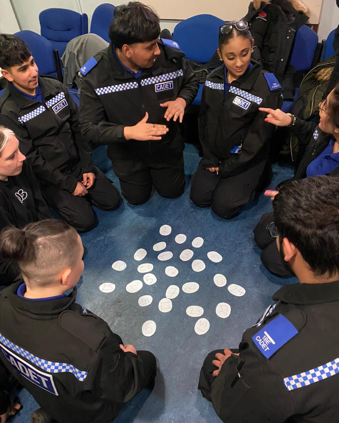 CadetsWMP's tweet photo. 👮‍♀️Radio work &amp; learning to work with each other with #teambuilding exercises completed last night by #1BE @CadetsWMP @StechfordWMP @WMPolice @WMPolice 👮‍♂️🚔if you are keen join is as a cadet or Cadet leader email cadets@westmidlandspolice.uk #Teamwork #communication #fun https://t.co/zX8DUuZsrO