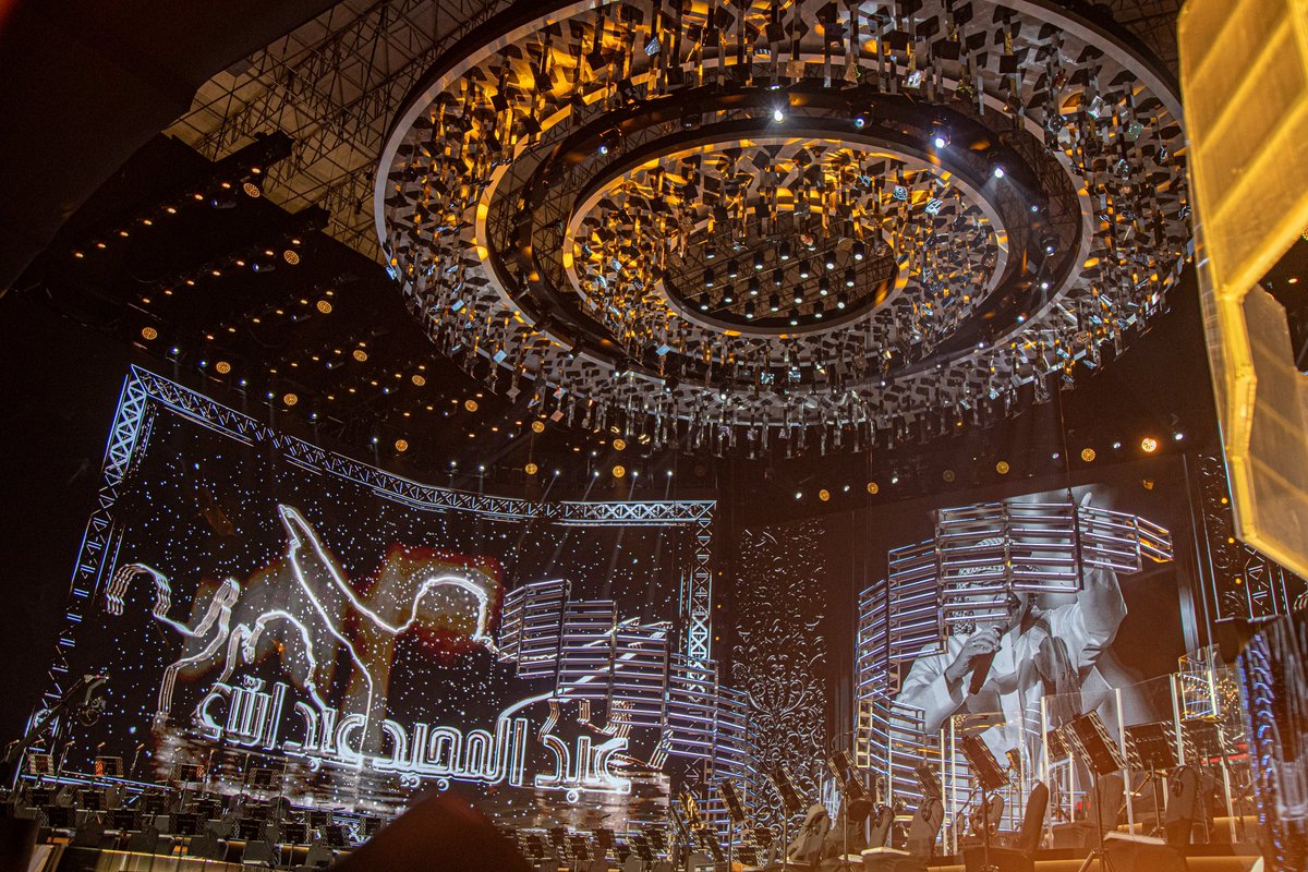 حلو..زين..الديكوريشن ماله حلو 💚🤩
#ليلة_عبدالمجيد 
#موسم_lلرياض #روتانا_لايف 

<a href="/Turki_alalshikh/">TURKI ALALSHIKH</a> 
<a href="/Abdulmajeed6531/">عبدالمجيد عبدالله</a> 
<a href="/RiyadhSeason/">موسم الرياض | Riyadh Season</a> 
<a href="/Mabdoarena/">Mohammed Abdo Arena by Emirates NBD</a> 
<a href="/VisitSaudiAR/">روح السعودية</a>