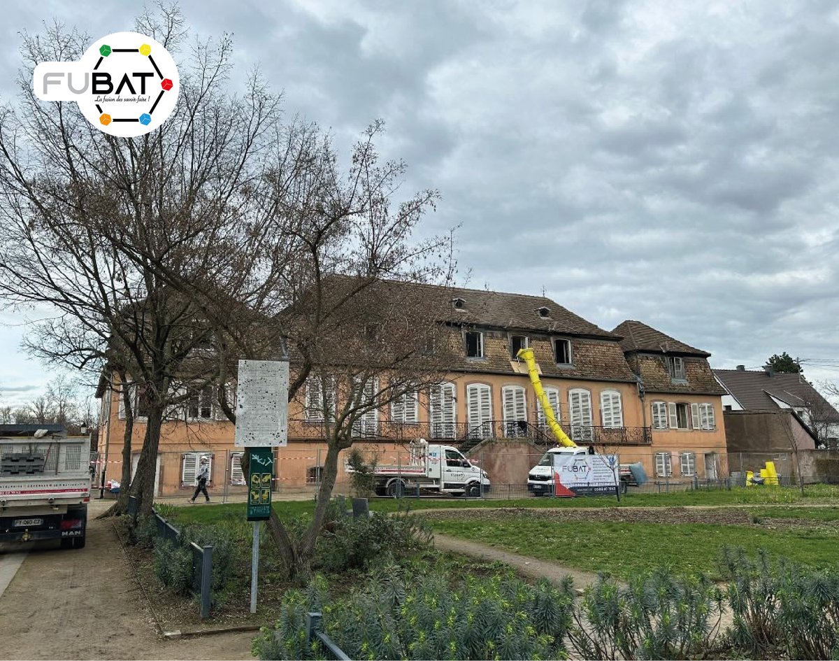 fubat_batiment's tweet image. 🚧 Nouveau chantier ! 🏗️ Démolition (plafonds, murs, sols) d'environ de 250m² sur deux étages d'un bâtiment appartenant au collège d'Illkirch. Nous avons 2 semaines devant nous pour cela 🤝🙏 #sondage #sciage #demolition #curage #desamiantage #sols #mur #plafond #ChantierEnCours
