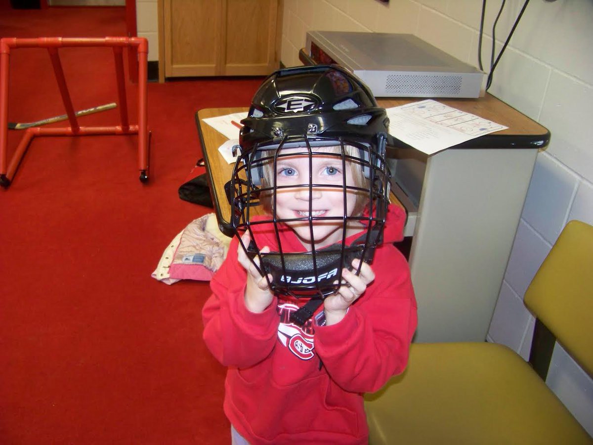 G15Delaney's tweet image. I am excited to announce my commitment to further my education and continue my hockey and golf careers at the University of Wisconsin-Steven Point. Thank you to my family, friends, trainers, coaches, and teammates for supporting me along the way. Go Dawgs💛💜 #joshua1v9