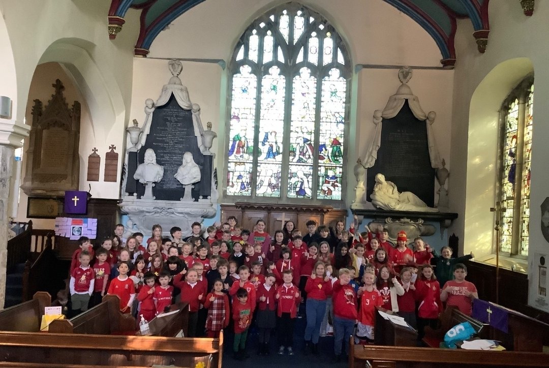 We had a brilliant day celebrating St. Davids Day with our Federation Eisteddfod at St. Mary's Church. @Urdd @CymraegCampus @Cymraegforkids @wrexham @CefnCouncil @Llan_Rural_Ward @garth_cp @PentreSchool