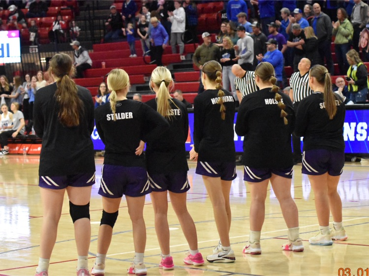 SVEagles's tweet photo. SV takes the lead after the first quarter of play vs. GACC with a score of 8-6. Let’s go, Eagles! #svnation https://t.co/iQfchygp2q