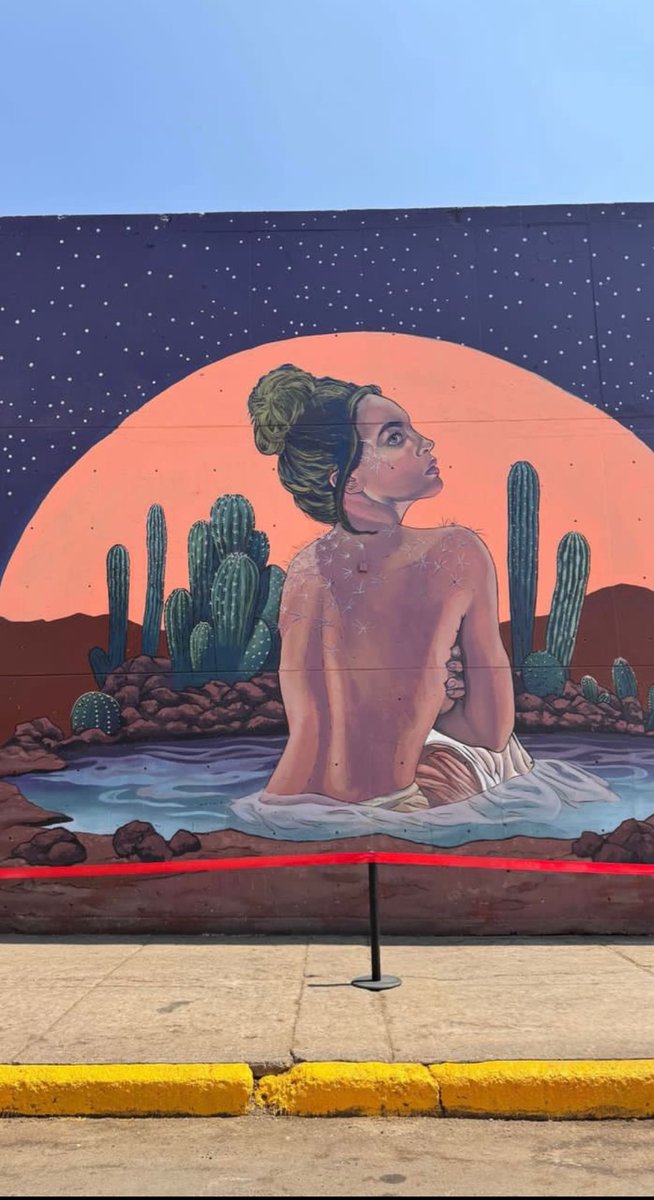 brinaopalite's tweet photo. Belinda na inauguração do mural "Cactus" na Central de Abastos, Iztapalapa México. Tão orgulhosa da minha pitica sendo valorizada com a sua volta a música! 💖
#BelindaCactus #Cactus #Belika https://t.co/UTcHeYma5m