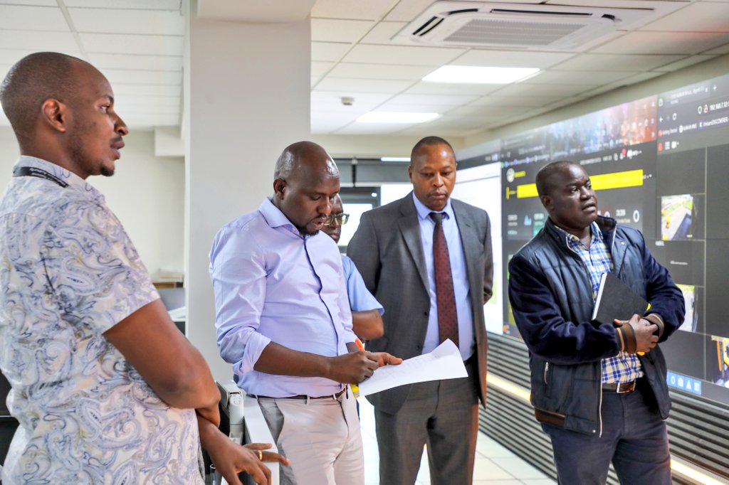 kipmurkomen's tweet photo. Given the high cost of road maintenance, KeNHA has established 23 virtual weighbridge stations across the country that are closely monitored in real time from the centre. This has been effective in capturing overload offenders. 

The virtual weighbridges are a step towards the implementation of the Intelligent Transport System (ITS) across the country which will help curb road offences and save lives. As a Ministry,  we are investing in technology to enhance early detection of incidences and mitigate violations within the road network.
