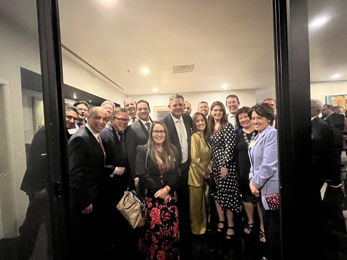 SunCorridorInc's tweet photo. Tucson leadership joins Gov. Katie Hobbs Arizona-Mexico trade mission, celebrating the relationships being built in Mexico - now the U.S. largest trading partner.
#suncorridor #economicdevelopment #sonoraglobaledc https://t.co/mq0pboXVj6