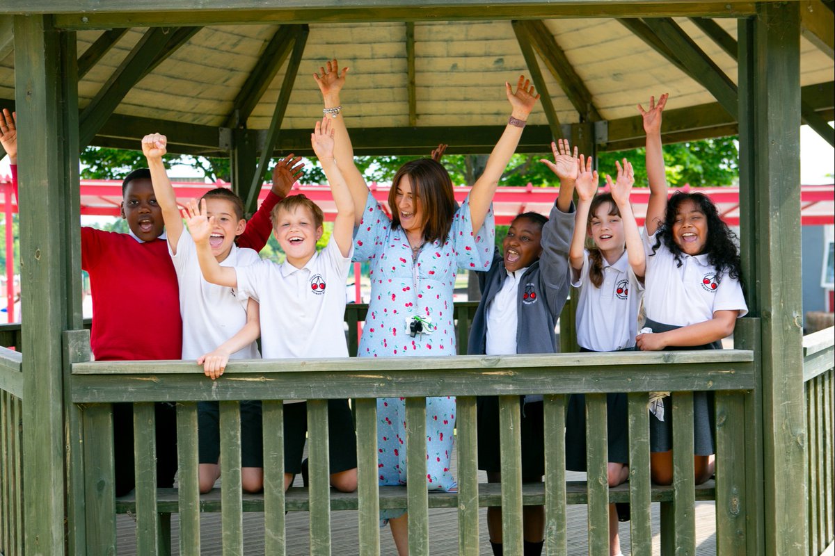 Are you hoping to work as part of a team to strive for the very best for children? Cherry Tree Primary School are recruiting for a Level 3 Teaching Assistant. Closing date: Midday, Mon 11th Mar, 2024. View details & apply online @mynewterm bit.ly/3P8dEjZ