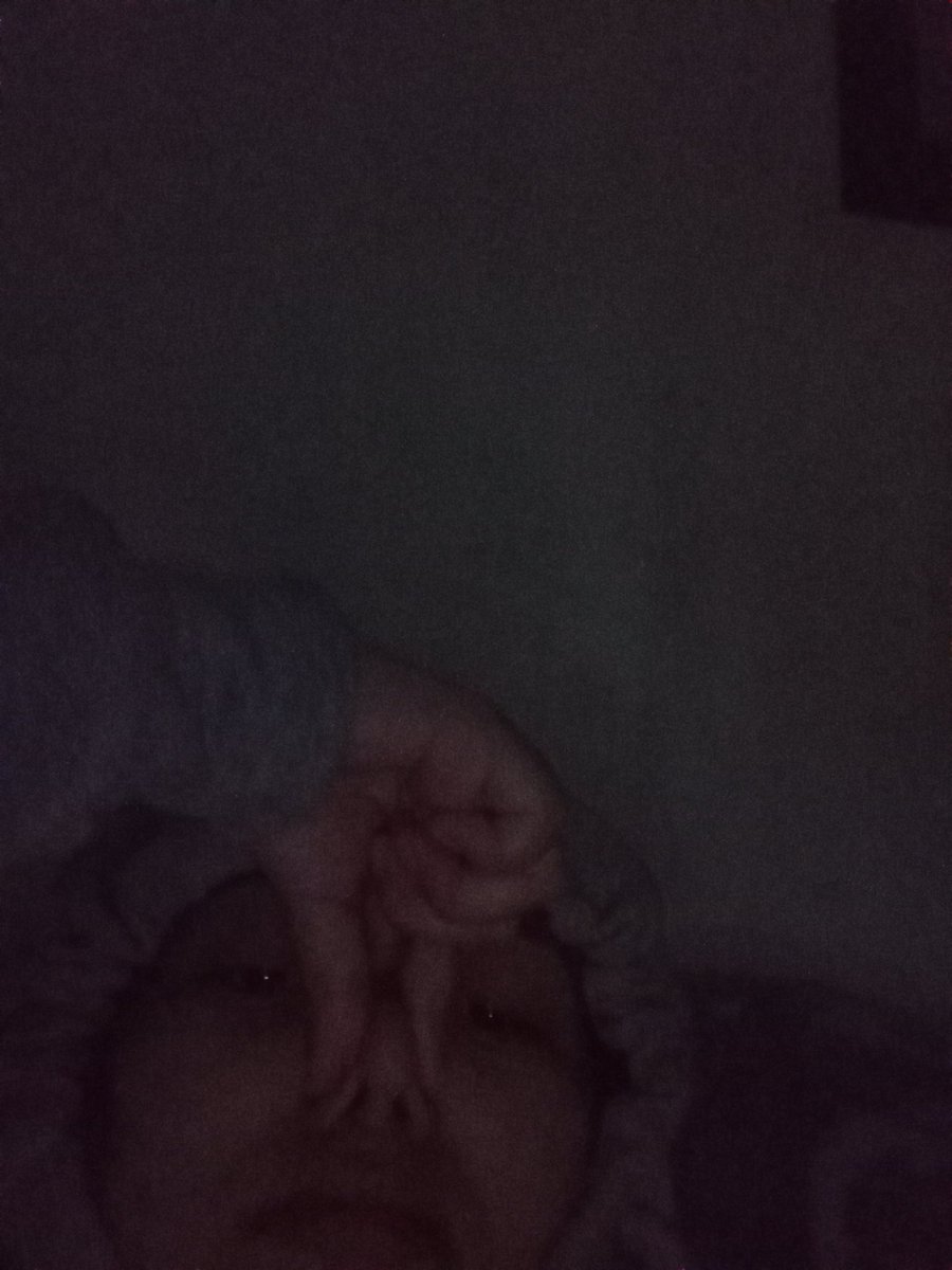 phunnani's tweet photo. uh gurl what even is this??? Lol https://t.co/I7Df7uEMii