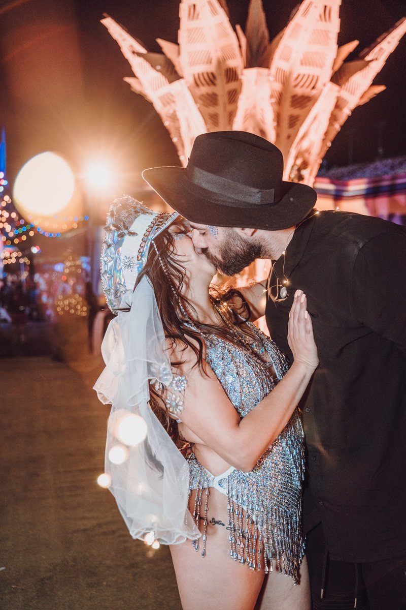 erikaa22g's tweet photo. Celebrating our 5th year wedding anniversary &amp; our son’s 3rd trip around the sun under the electric sky✨ he was born exactly on our 2nd year wedding anniversary🥹🤍 Cannot wait to make more amazing memories🫶🏼   #EDCLV2024 #NightOwlRadio https://t.co/faUFP107tB