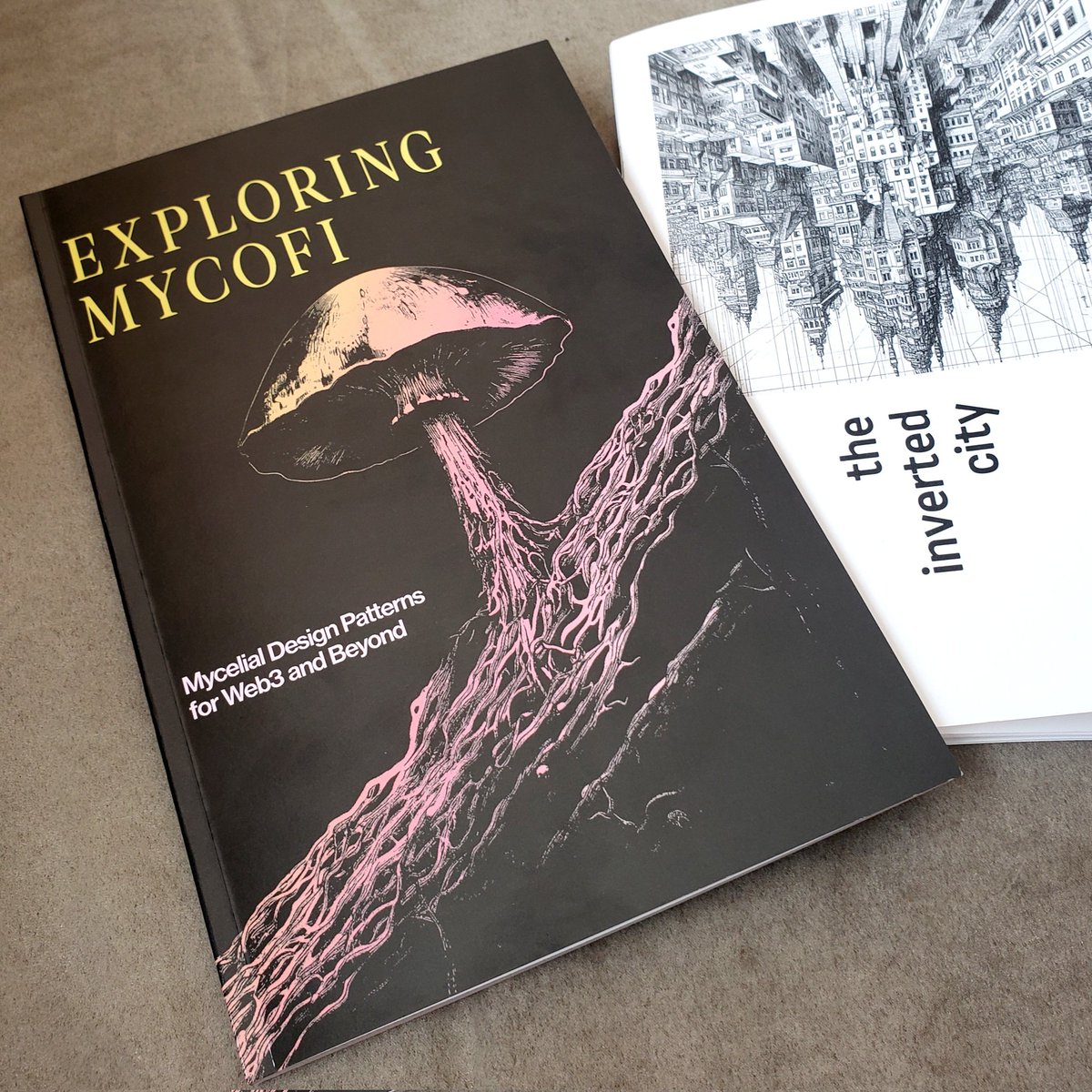 Think like a mushroom. Explore mycelial design patterns. Ask the question of the inverted city. Not much space for swag in my bag, but always making space for works of art by friends, both new and old. Yesterday was fun(gal). Feeling connected. #mycofi #biomimicry #localism