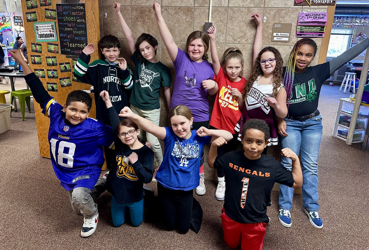 HonkolasClass's tweet image. We are teaming up for kindness!  #kindnessweek #3rdgrade #vikinglearners