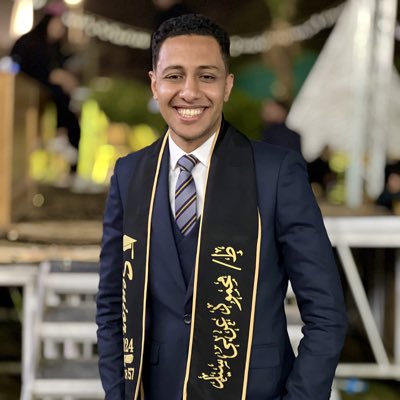 رسميا 🧑‍🎓✨