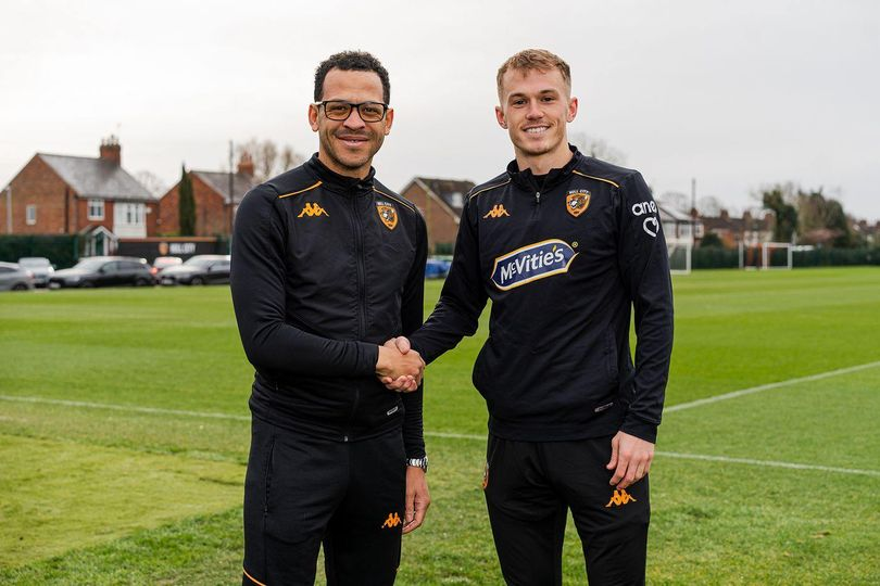 Hull City oficjalnie ogłosiło, że ​​lewy obrońca Matty Jacob podpisał nowy długoterminowy kontrakt. 22-latek podpisał trzyletnią umowę z opcją przedłużenia o kolejny rok.

Obrońca zaliczył w tym sezonie osiem występów.

GRATULUJEMY!

#PolishTigers #hcafc