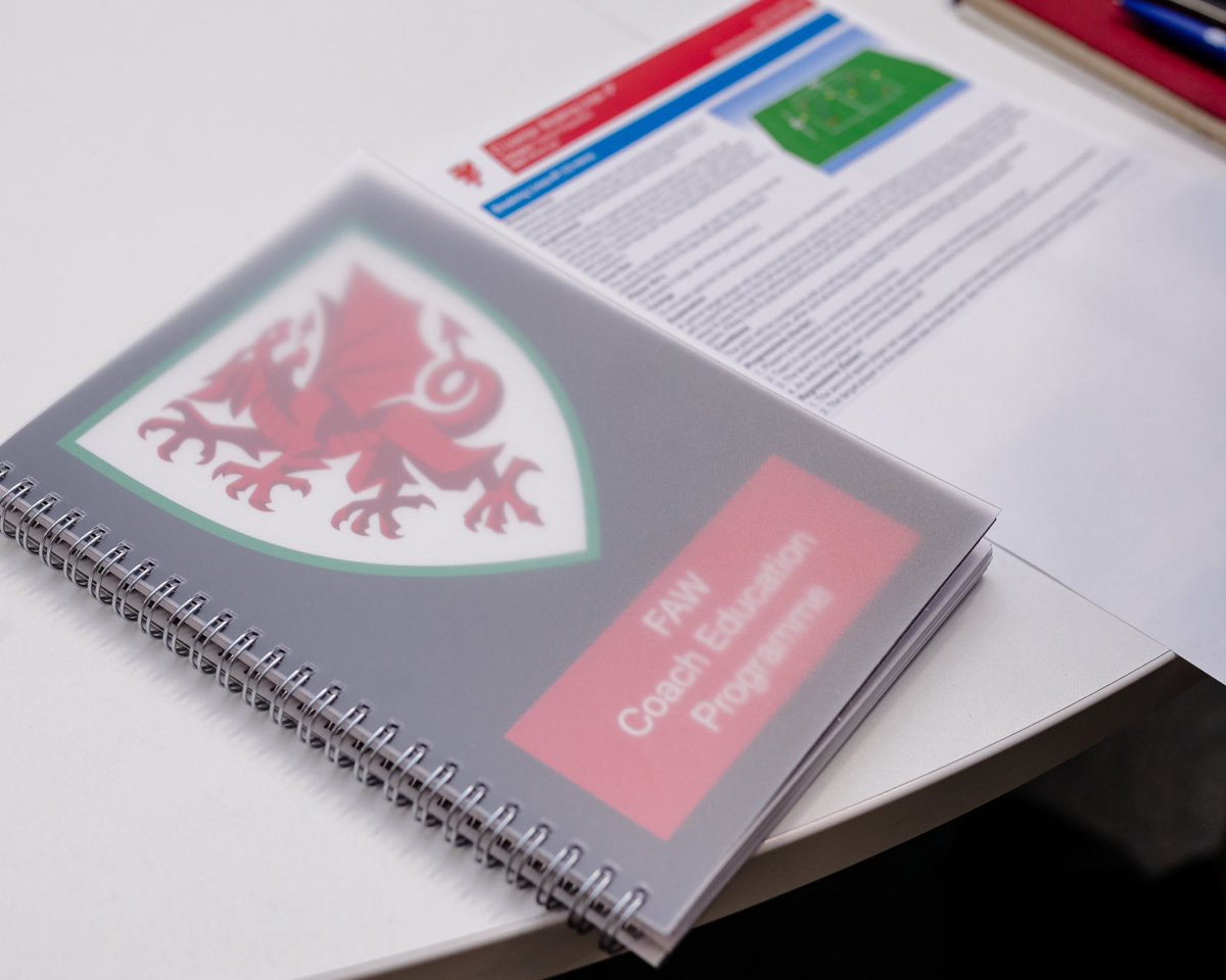 🚨Attention aspiring coaches!🚨 📈⚽️It’s a mandatory @UEFA prerequisite to complete the FAW/UEFA C Licence before pursuing the FAW/UEFA B Licence. Ensure you have the correct qualifications in place to progress through our coaching pathway. 🏴󠁧󠁢󠁷󠁬󠁳󠁿💻📚⚽️ fawcourses.com/courses