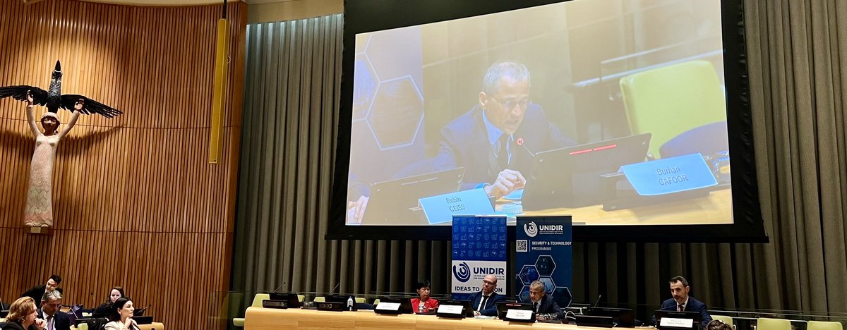 “The work of UNIDIR helps to complement in a good way the work at the OEWG.” - Amb. @BurhanGafoor at the #CS24. 💻 bit.ly/3wygZSV 🔗 unidir.org/cs24