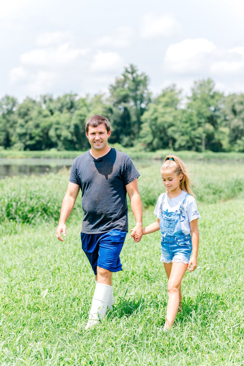 Celebrate SUSTAINABILITY 🌎 🌱

Over the past 50 years, pig farms have reduced their environmental impact by using:
◽️ 75.9% less land
◽️ 25.1% less water
◽️ 7% less energy
◽️ 7.7% lower carbon emissions per pound of pork

Learn more at porkcares.org

#NationalPigDay