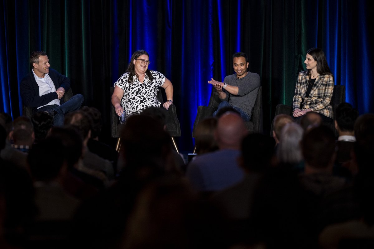 mcadonofrio's tweet photo. Such an energizing time at @LaunchDarkly's 2024 kickoff this week in SF -- and even better getting to hear @edith_h @jkodumal @danrogers100 share memories from the journey thus far! Onwards 🚀 https://t.co/2vgqvCSbyo