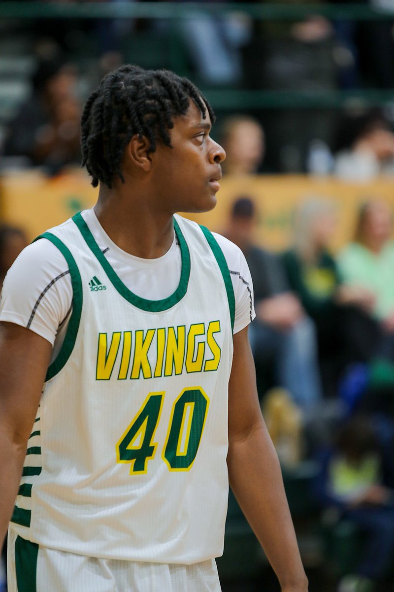 CCviking_BBALL's tweet image. GAMEDAY🤍

📍HOME
🏀vs Hunter Huss
⏰6:00PM

Pack The Ship as #2 Central Cabarrus takes on #18 Hunter Huss TONIGHT in the 2nd round of playoffs! 

#missionB2B