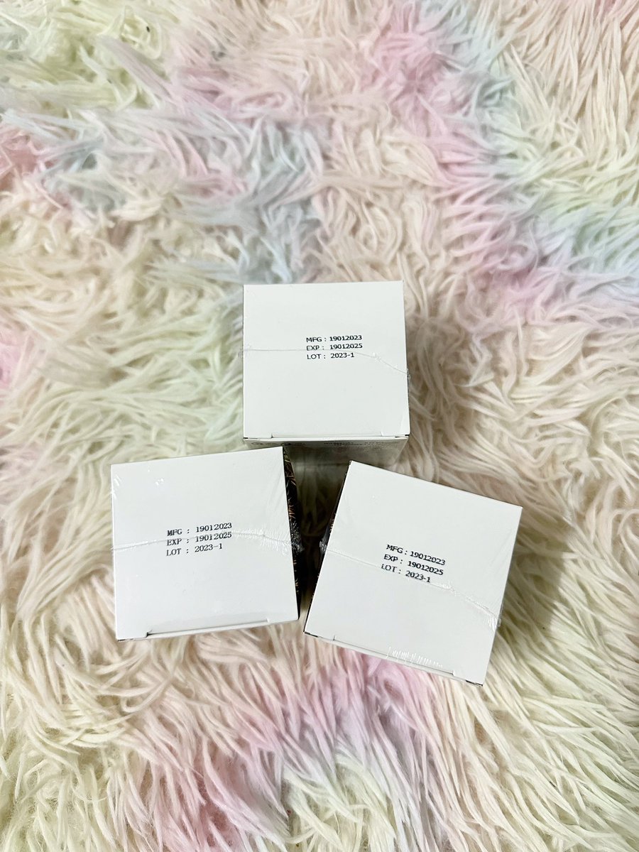 popthipsuda_'s tweet image. ส่งต่อเจลลี่มาส์ก แบรนด์ Lanos
** ของใหม่ยังไม่แกะซีล มี3กระปุก **
เอาไปกป.ละ 200.- รวมส่งค่ะ
#ลานอส #lanos #เจลลี่มาส์ก #jellymask #ส่งต่อสกินแคร์  #สกินแคร์ #ส่งต่อสกินแคร์มือ1 #ส่งต่อสกินแคร์มือสอง #ส่งต่อเครื่องสําอางค์ #ส่งต่อสกินแคร์มือ2