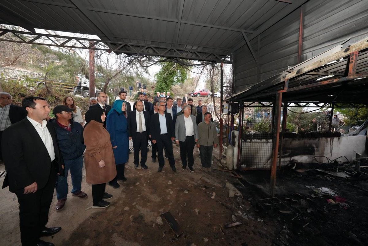 Yakaköy Mahalle Başkanımız Yüksel Bıçak’ı ziyaret ettik, yanan evinden dolayı geçmiş olsun dileklerimizi ilettik.

#Muğla #Yakaköy