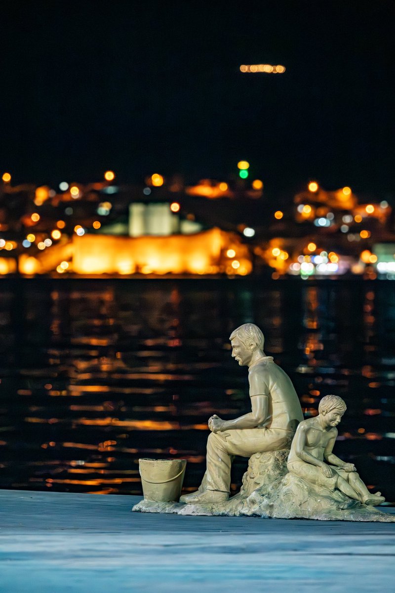 Gece gece Çanakkale kordon manzarası 💙 Nikon Z 8 Nikon 100-400 f/4.5-5.6 s