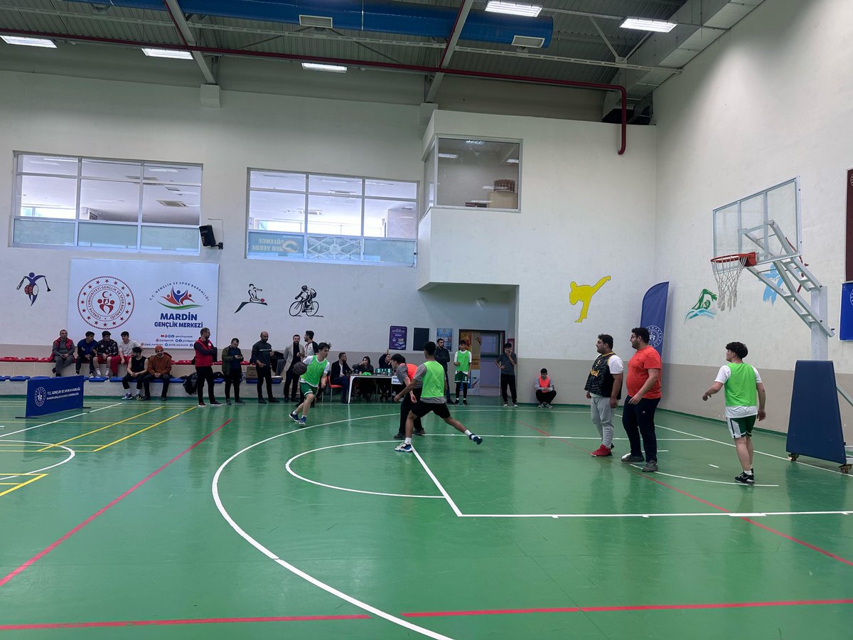 GSB_MardinGM's tweet photo. Gençlik Merkezleri Arası Spor Ligi;

Gençlig Basketbol etabıyla devam ediyor. Katılım sağlayan gençlerimize başarılar dileriz. 🏀🏀🏀

#GENÇLİKVESPORBAKANLIĞI
#GENÇLİG https://t.co/Lq32yxTJpY