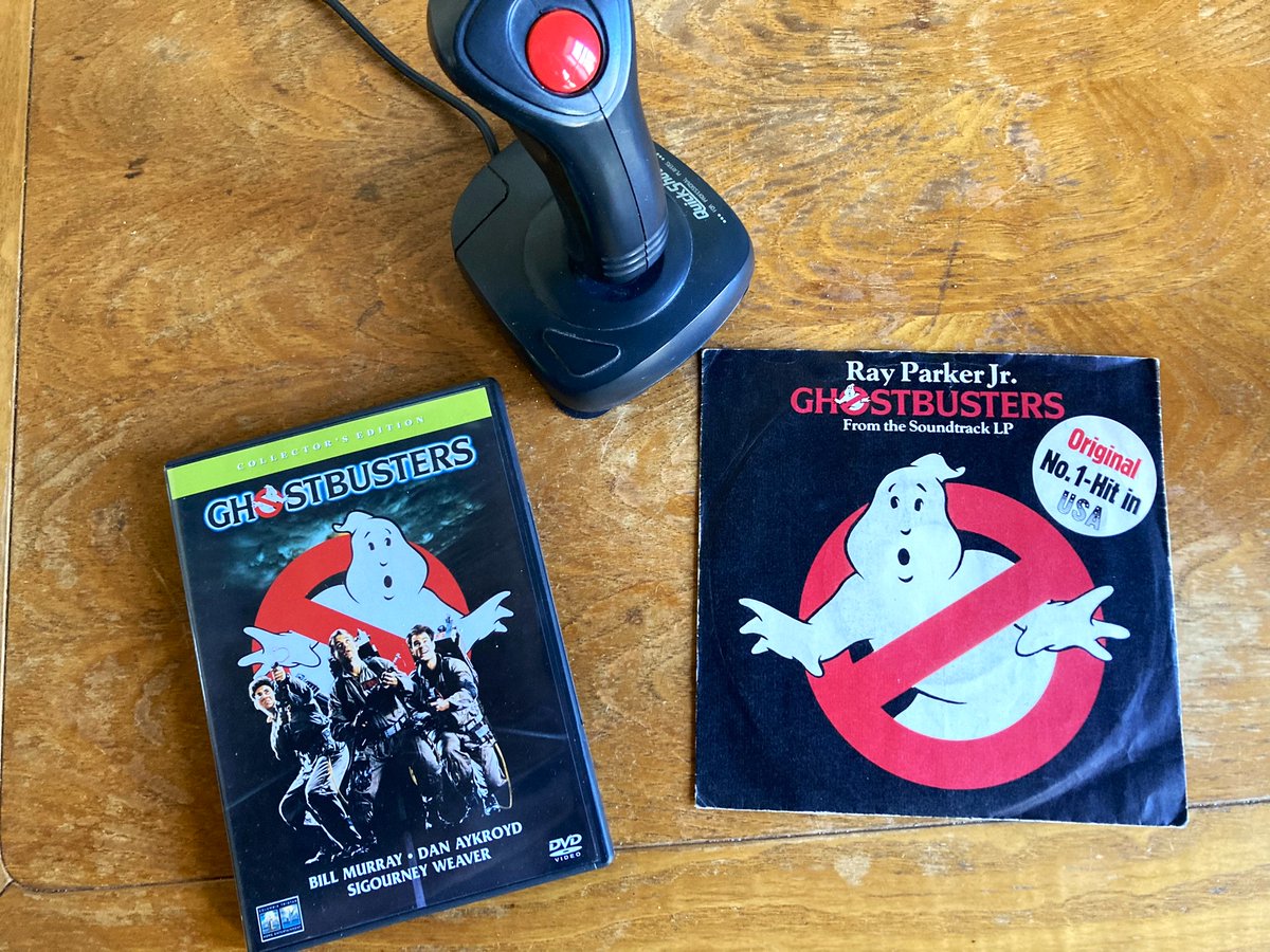PixelkinoPod's tweet photo. Unser GHOSTBUSTERS-Gespräch gibt es jetzt für alle Hörer! Wir widmen uns der Geisterjagd von 1984, sprechen über Autorennspiele mit Staubsaugern, die Improvisationen am Set und den unwiderstehlichen Song von Ray Parker Jr.:
https://t.co/DZYgHwYjIB https://t.co/kr9VHVjX7R