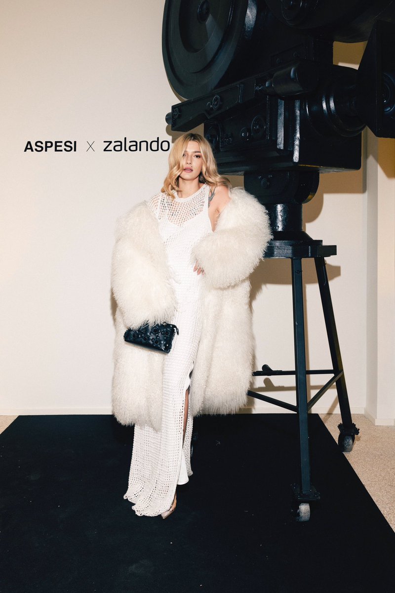 #EleonoraCarisi attending #AspesixZalando Cinema Club capsule collection launch during #MilanFashionweek #MFW
