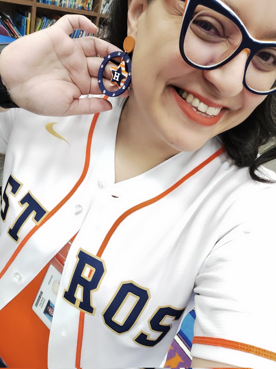 Señora Sanchez tweet media